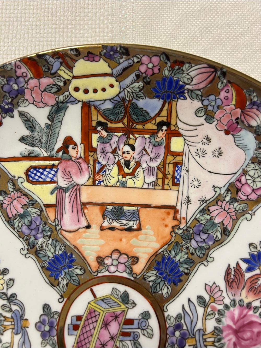 Hand painted porcelain plate features Rose Medallion image 4
